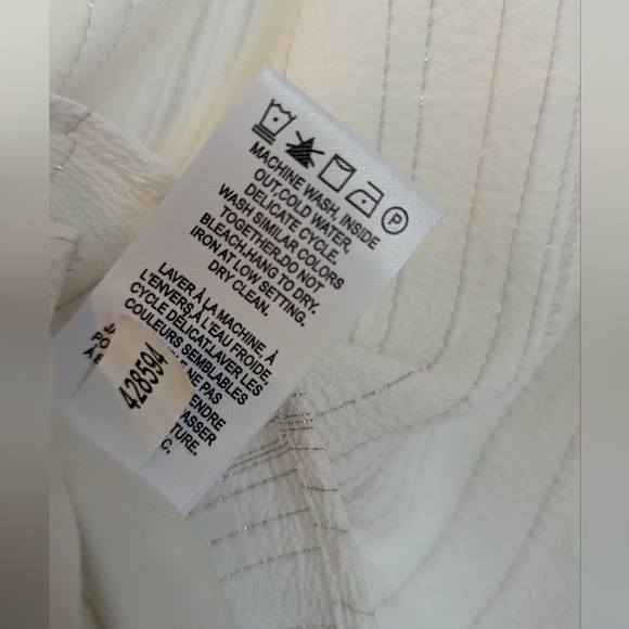 White Blouse - Picture 5 of 8